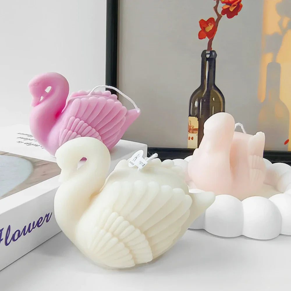 Beautiful Swan-Shaped Silicone Candle/Soap Molds